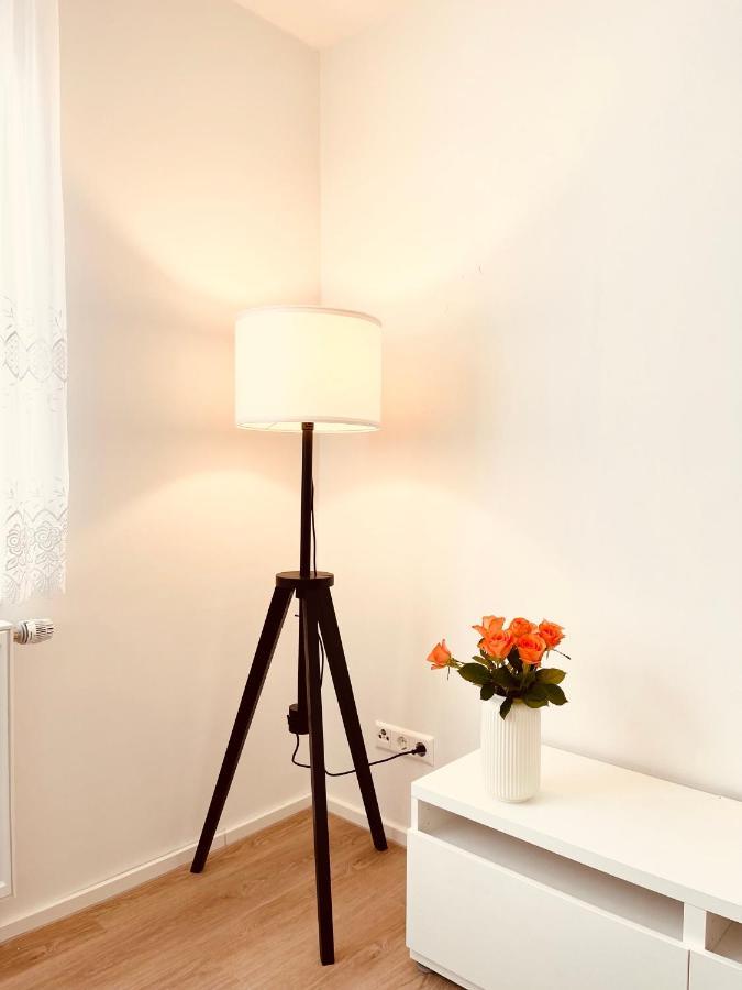 Frisch Renoviertes Und Charmantes Apartment Stuttgart Exterior photo